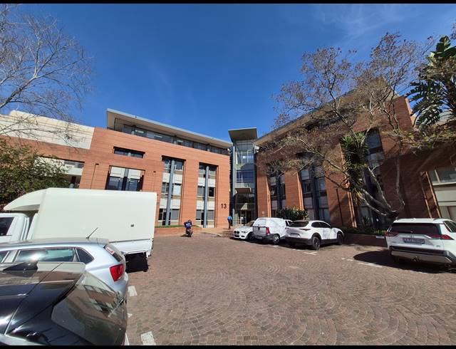 270M² OFFICE TO LET IN WOODMEAD
